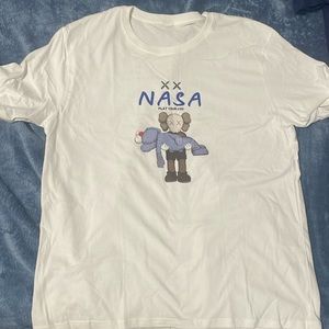 Kaws shirt